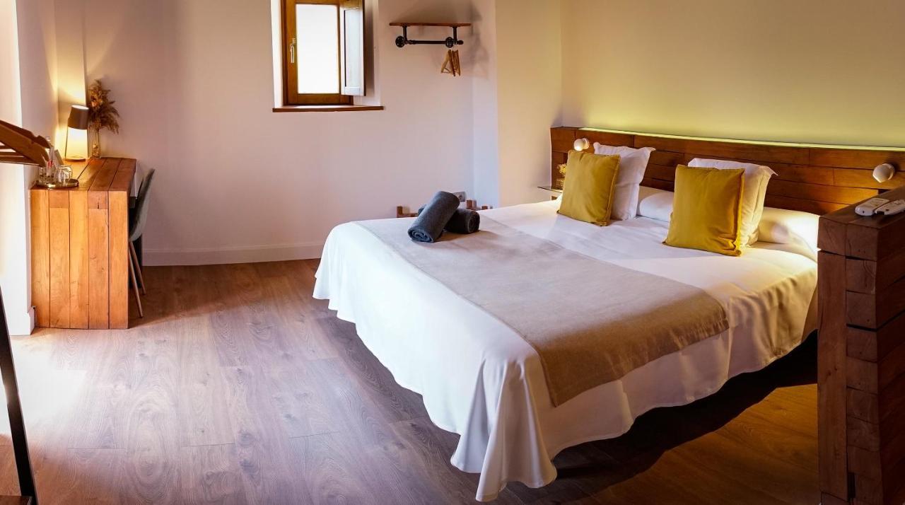 Hotel Mas Mariassa Pratdip ภายนอก รูปภาพ